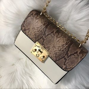 Snakeskin mini white handbag